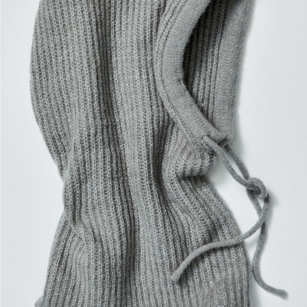 Free People Ribbed a balaclava  Green New Condition - Picture 4 of 8